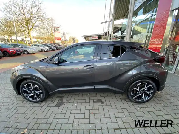 TOYOTA C-HR (4/15)