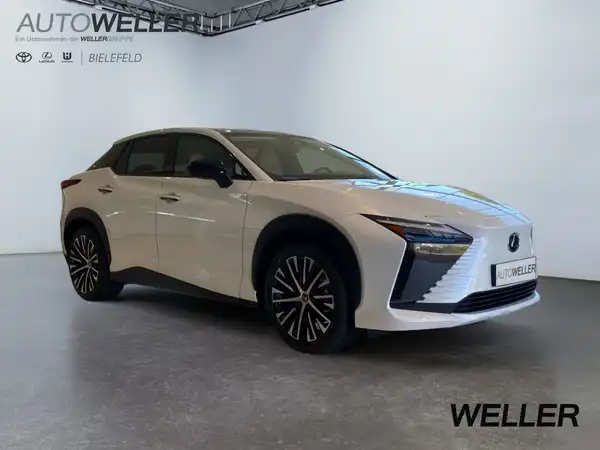 LEXUS RZ 450E (6/15)