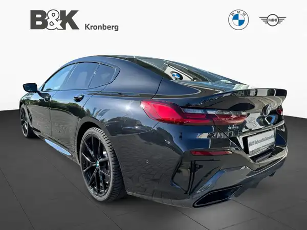 BMW M850I (6/15)