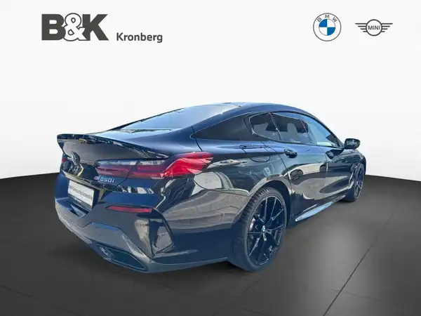 BMW M850I (8/15)