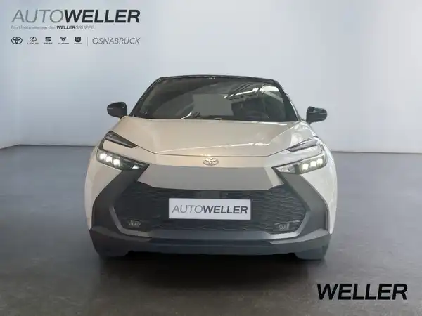 TOYOTA C-HR (6/15)