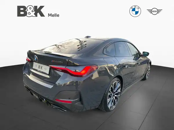 BMW M440I (6/15)