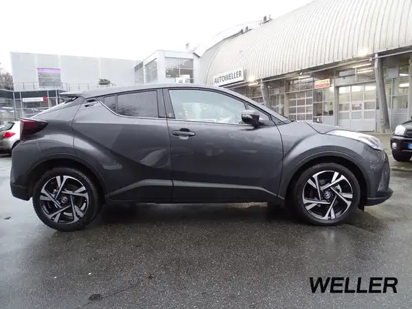 TOYOTA C-HR (5/15)