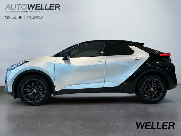 TOYOTA C-HR (4/15)