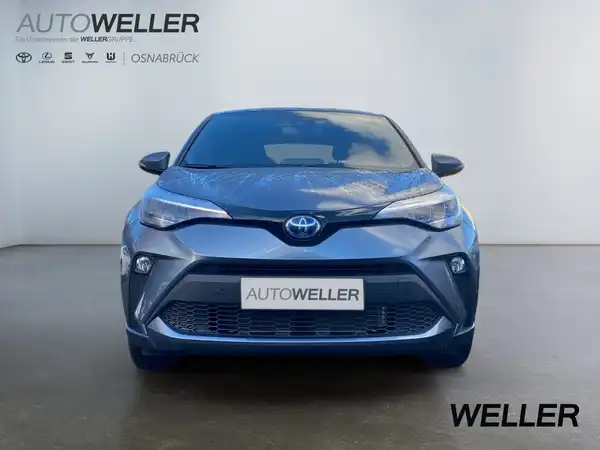 TOYOTA C-HR (7/15)