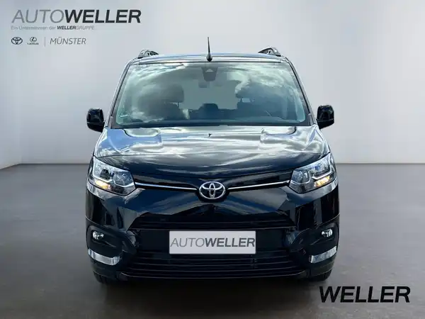 TOYOTA VERSO (6/15)