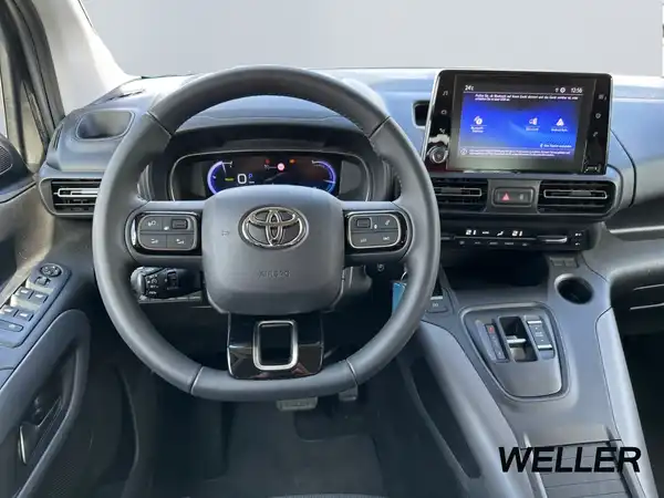 TOYOTA VERSO (10/15)