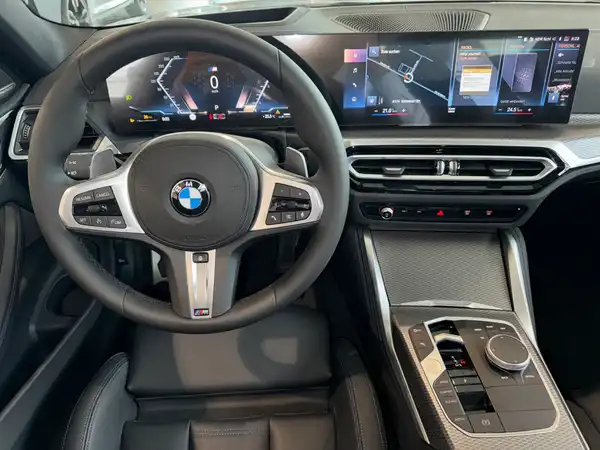 BMW M440I (13/15)