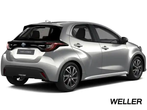 TOYOTA YARIS (6/15)