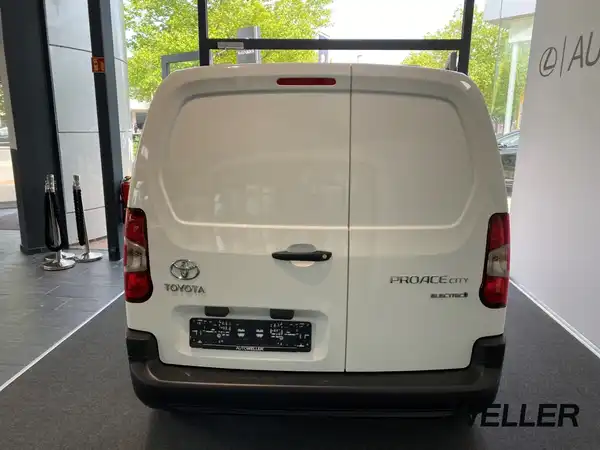 TOYOTA PROACE (12/15)