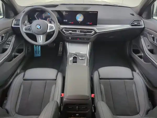 BMW 320D (11/15)