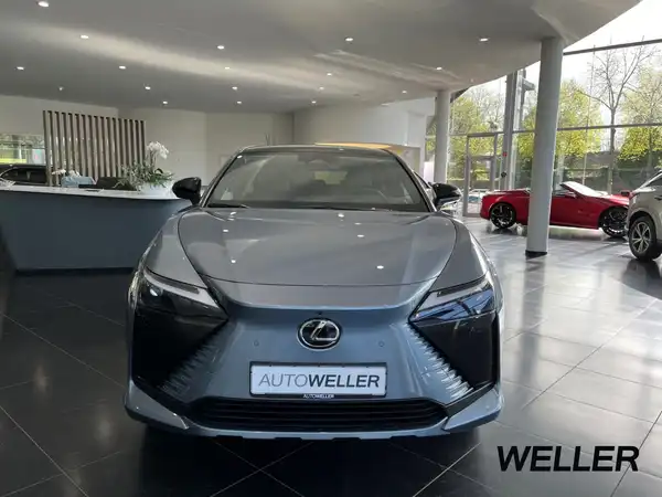 LEXUS RZ 450E (6/15)